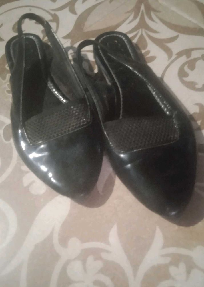 Black Slingback Heels For Slayyyyingg U Queen 👑🖤