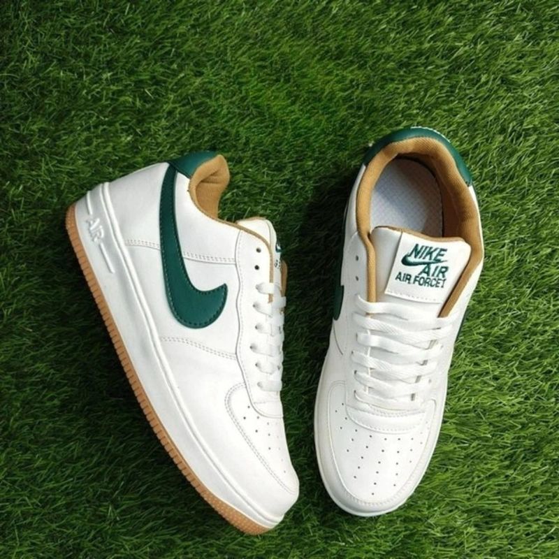 Nike Air Force 1 - Green Accent