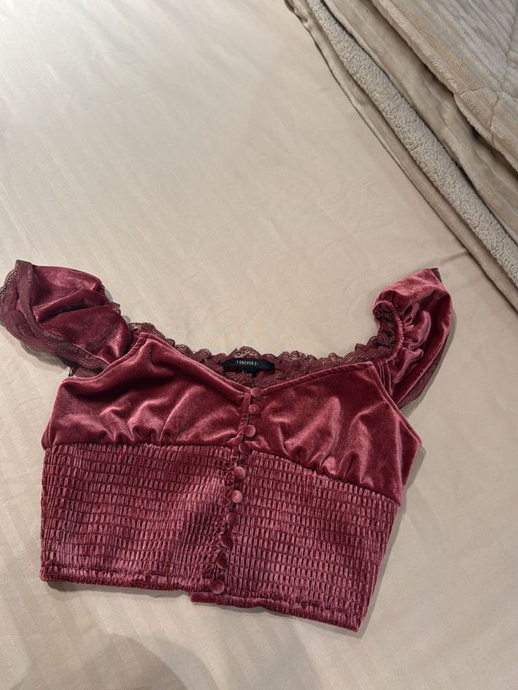 Velvet crop Top