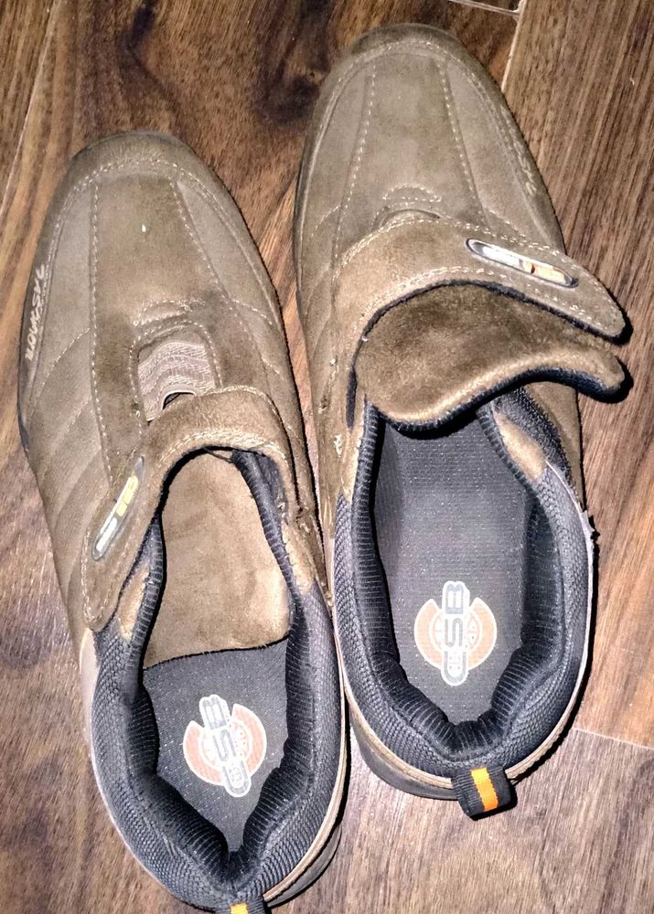 Brown Sports Shoes For Men