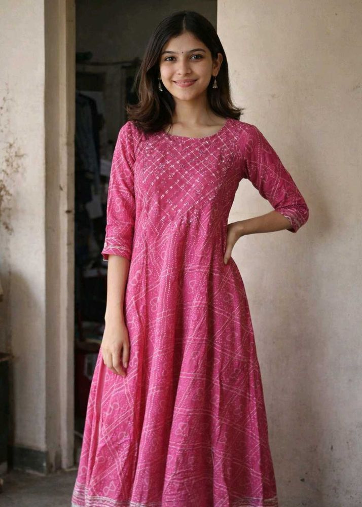 both red and pink kurtis!