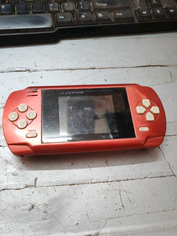 Smarty Game-in Pocket Game Console