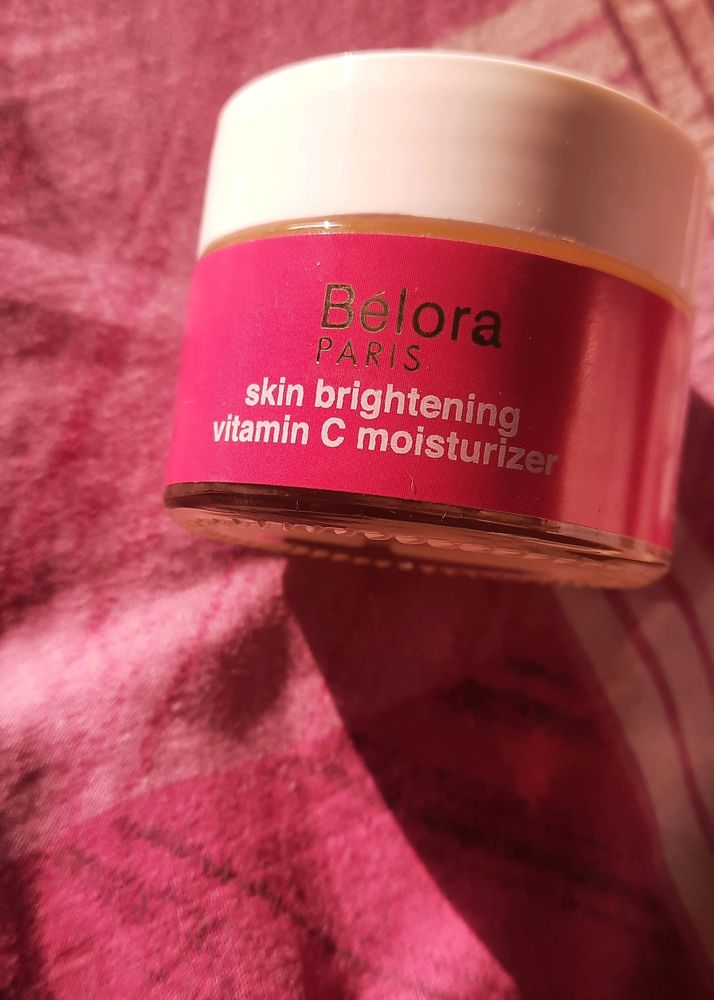 Skin Brightening Vitamin C Moisturise