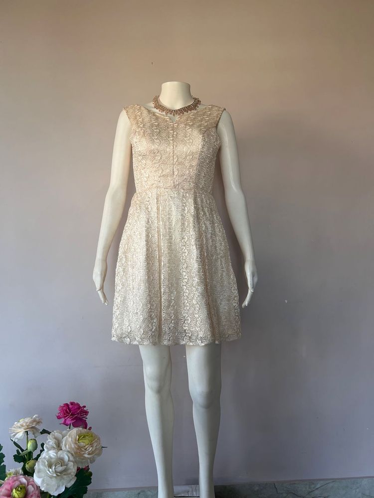 Lace Dress DO NOT BARGAIN