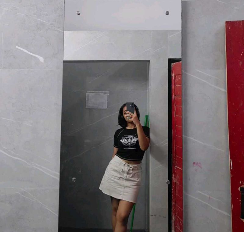 Beige Calvin Klein skirt