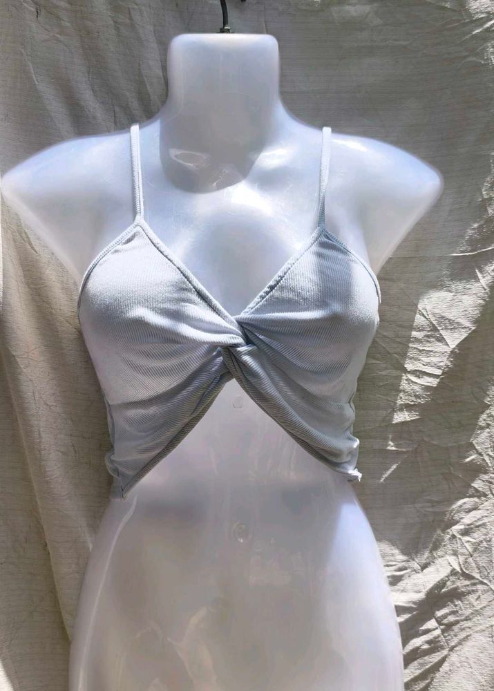 13315 CUTE FRONT TWIST TOP