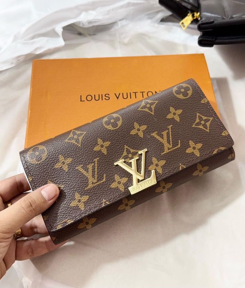 LV Wallet With BOX