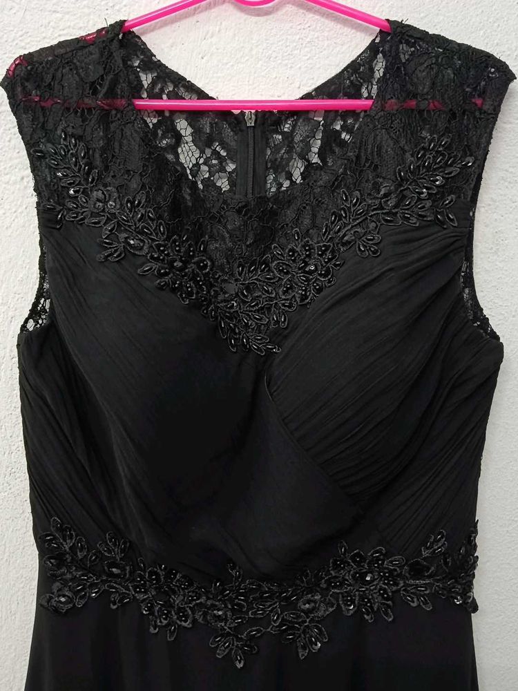 Elegant Black Lace Gown