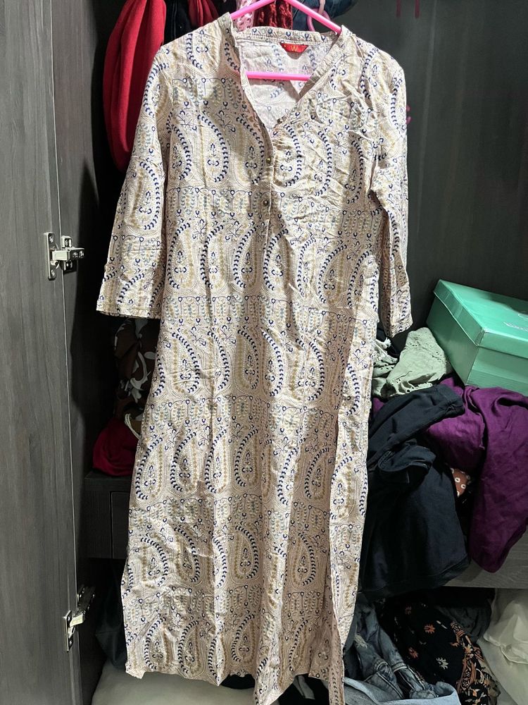 W Paisley Print Kurti