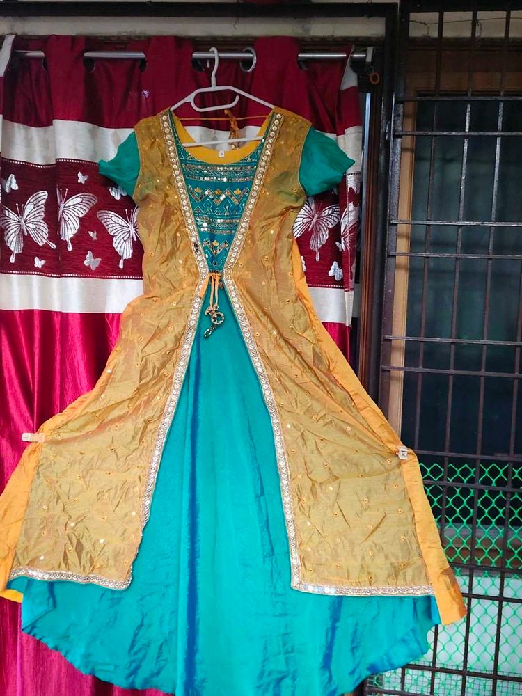 Ethnic Kurta Set one time use only