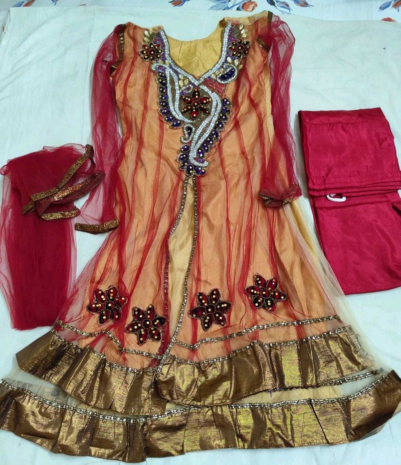 Elegant Ethnic Kurta Set