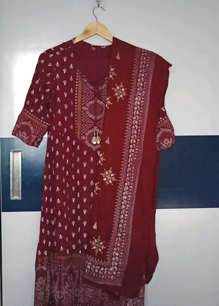 Maroon Printed Salwar Kameez