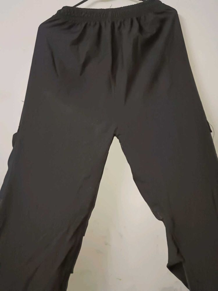 Black cargo Pants