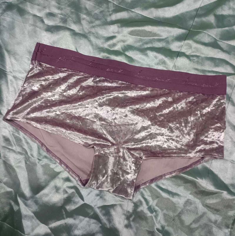 imported Victoria&#39;s secret velvet brief