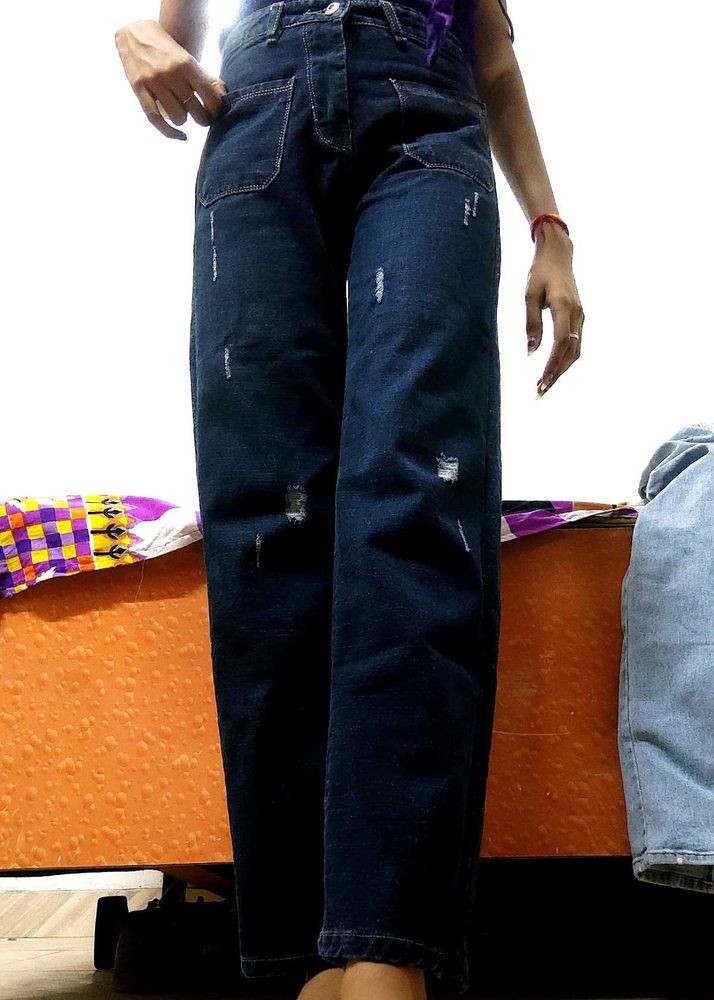 Distressed Wide Leg Jeans