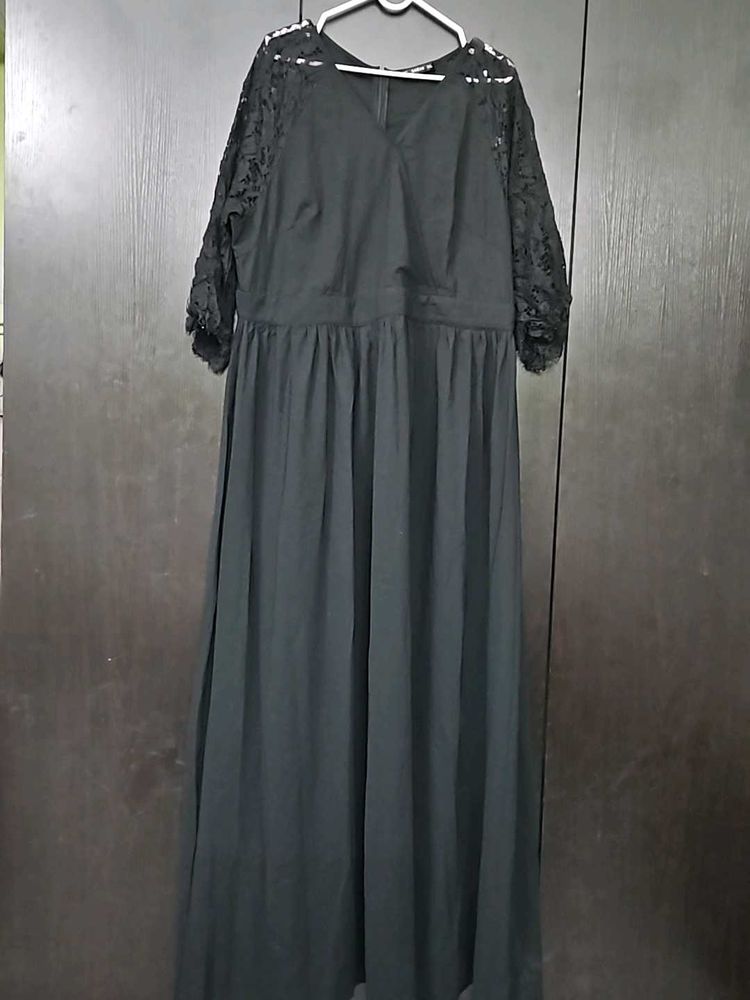 Elegant Black Lace Maxi Dress
