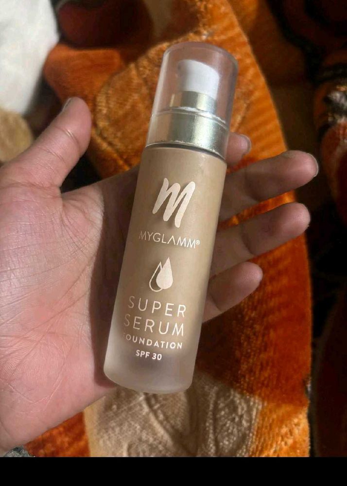 MyGlamm SUPER SERUM Foundation