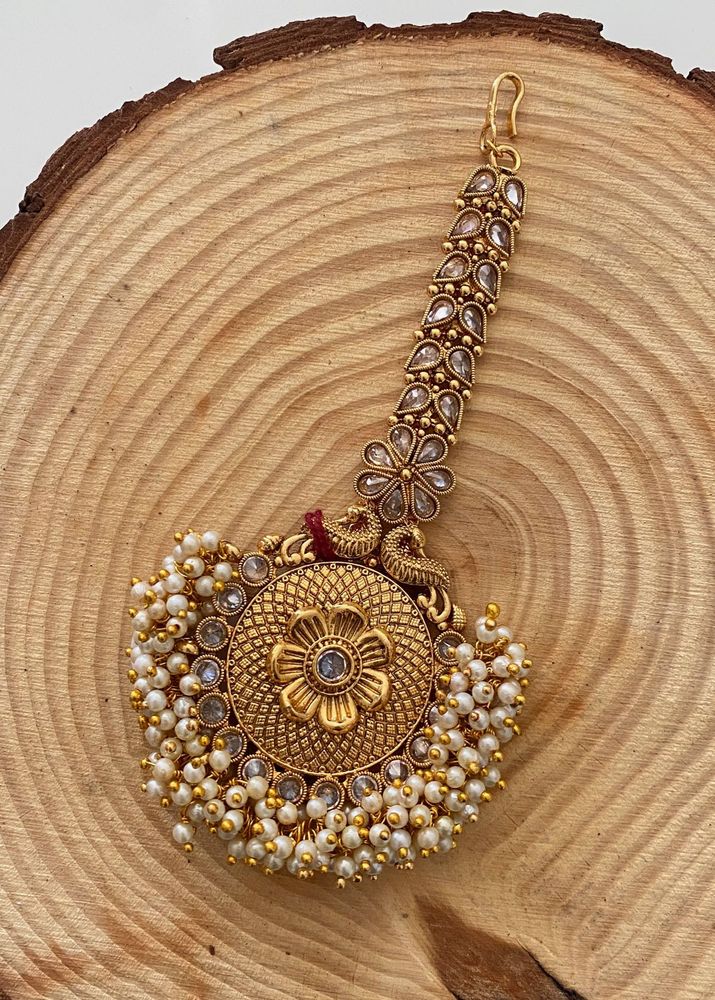 Beautiful Maang Tikka