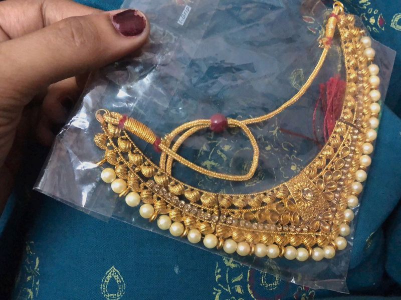 Brand New Gold And Pearl Necklace/Choker Never Use