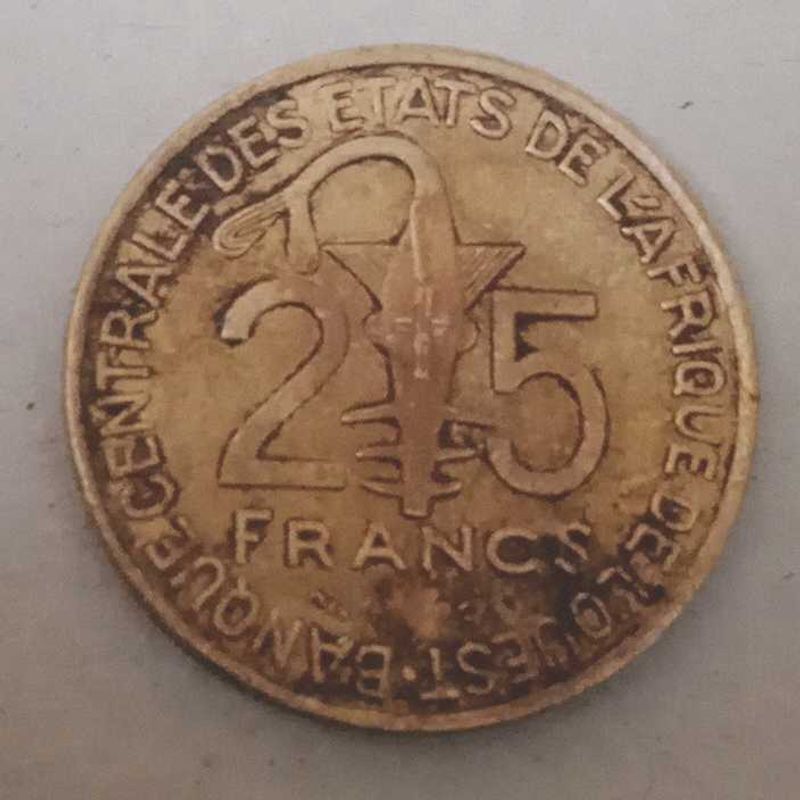 West African States 25 Francs Coin