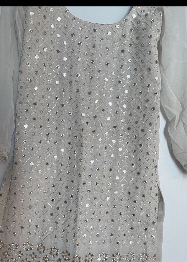 Elegant Silver Embroidered Kurti Set