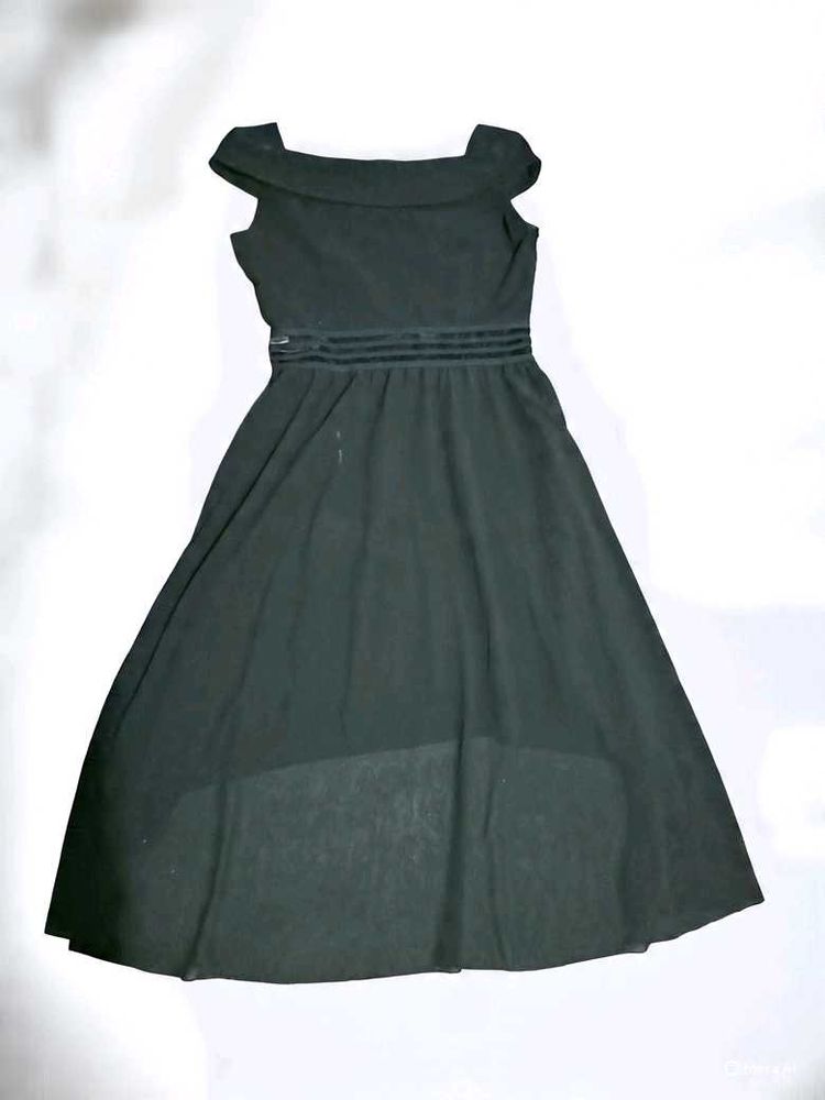Elegant Black Dress
