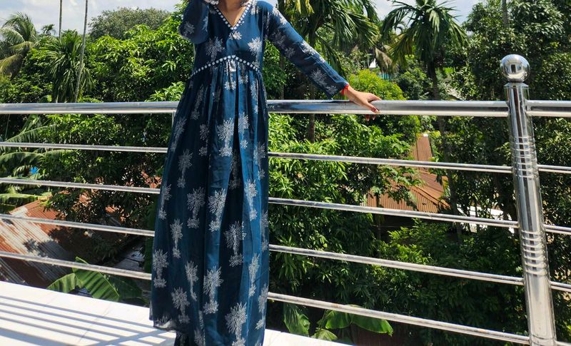 V Neck Anarkali Kurta