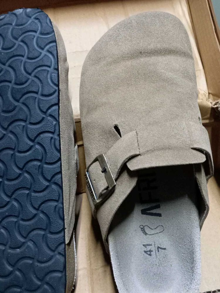 PRICE DROP Berkinstock Style Sandal