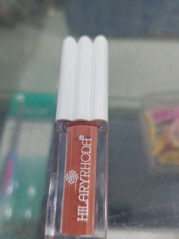 Hilary Rhoda Lipstick