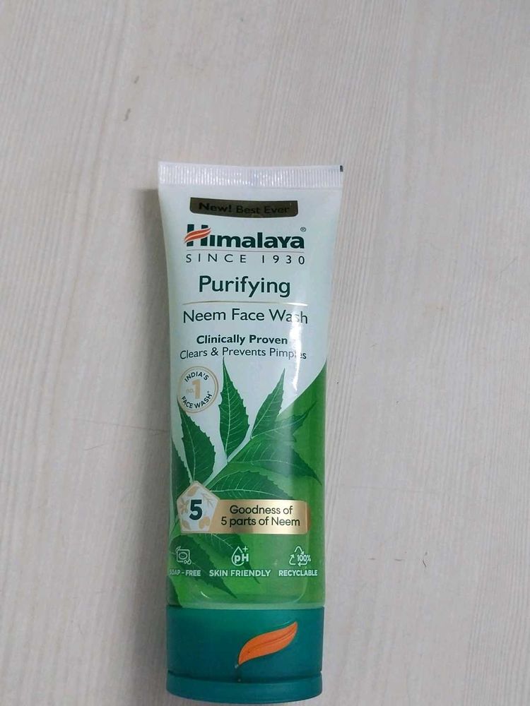 Himalaya Purifying Neem Face Wash