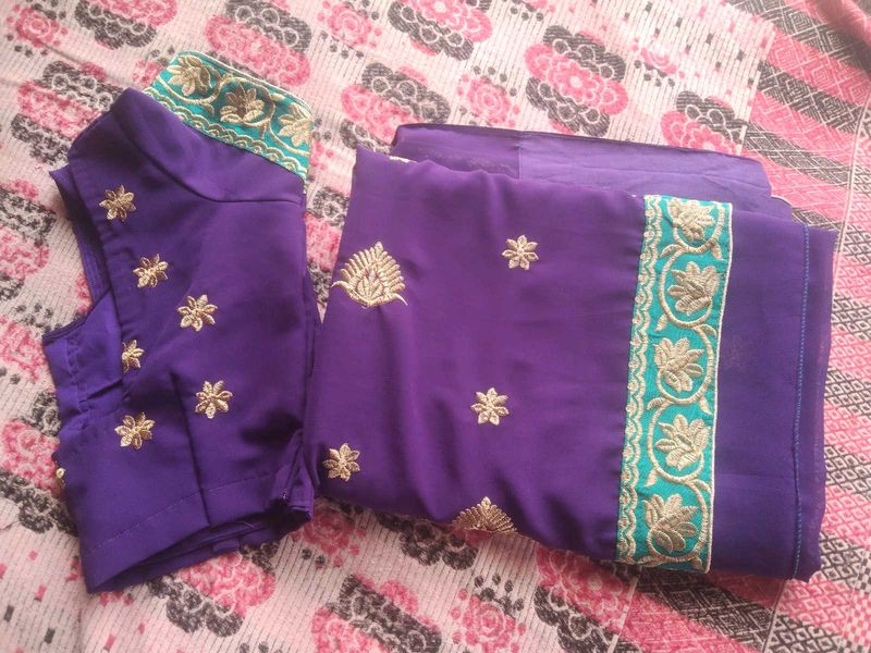 Elegant Purple Saree With Blouse