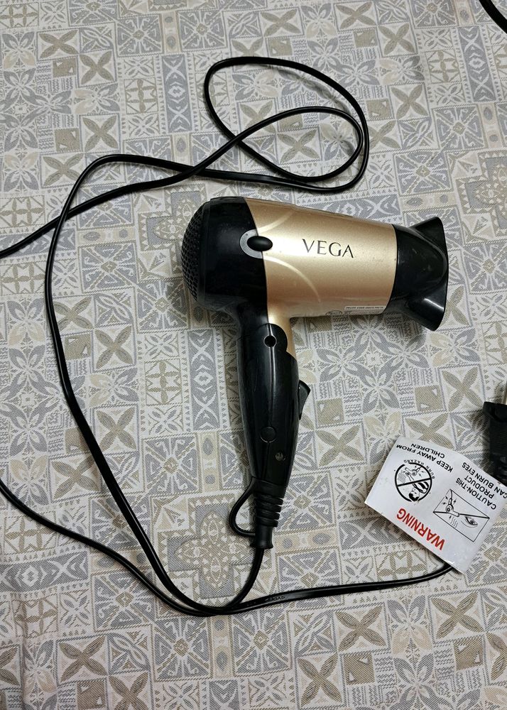 ❗️SALE❗️Vega Hair Dryer With Slim Attatchment