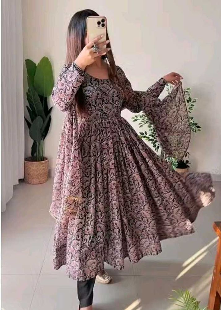 GEORGETTE GOWN
