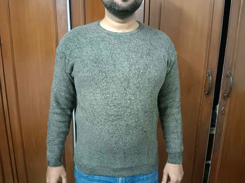 Stylish Pullover Sweater