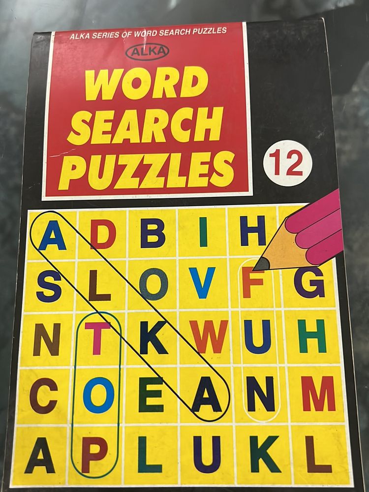 Word Search Puzzle (12 Difficulty)