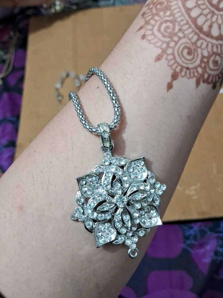 Sparkling Silver Necklace