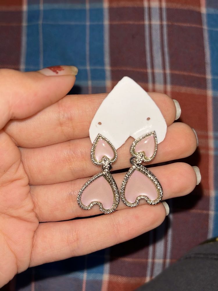 aesthetic pink earrings