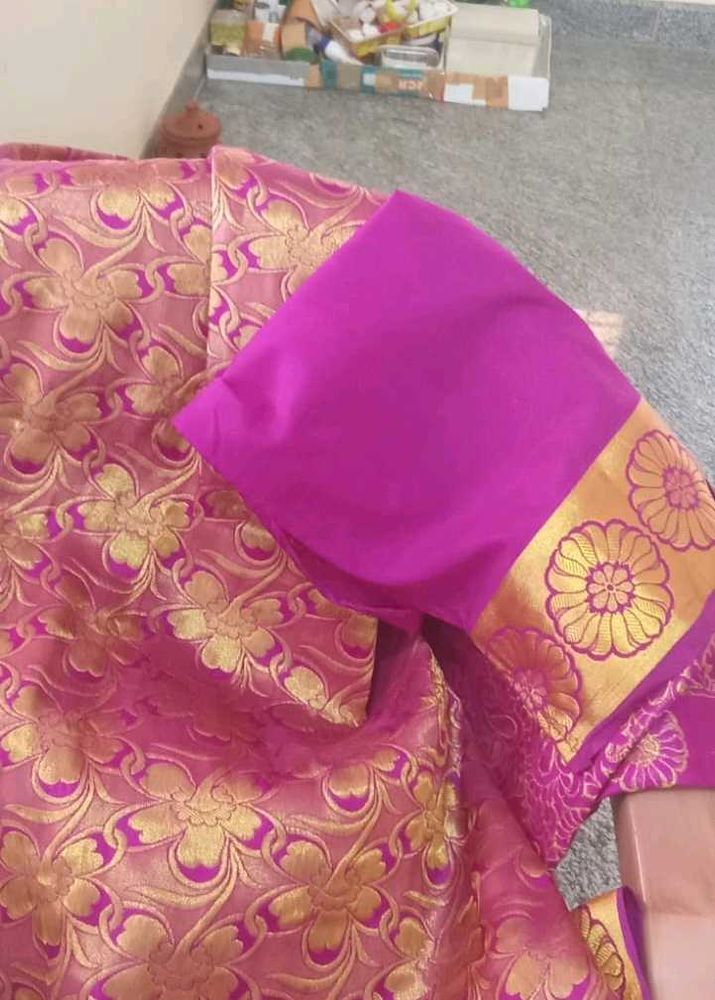 Ethnic Wear Saree For Festive and Wedding
