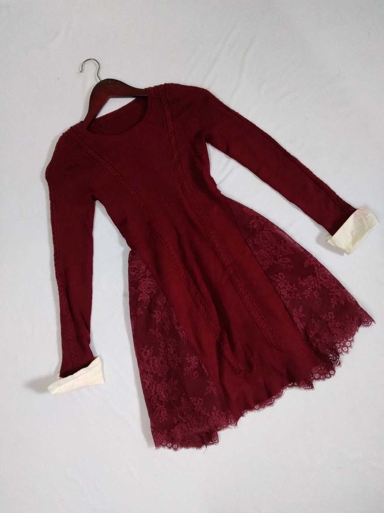 WINTER..Burgundy Lace Dress