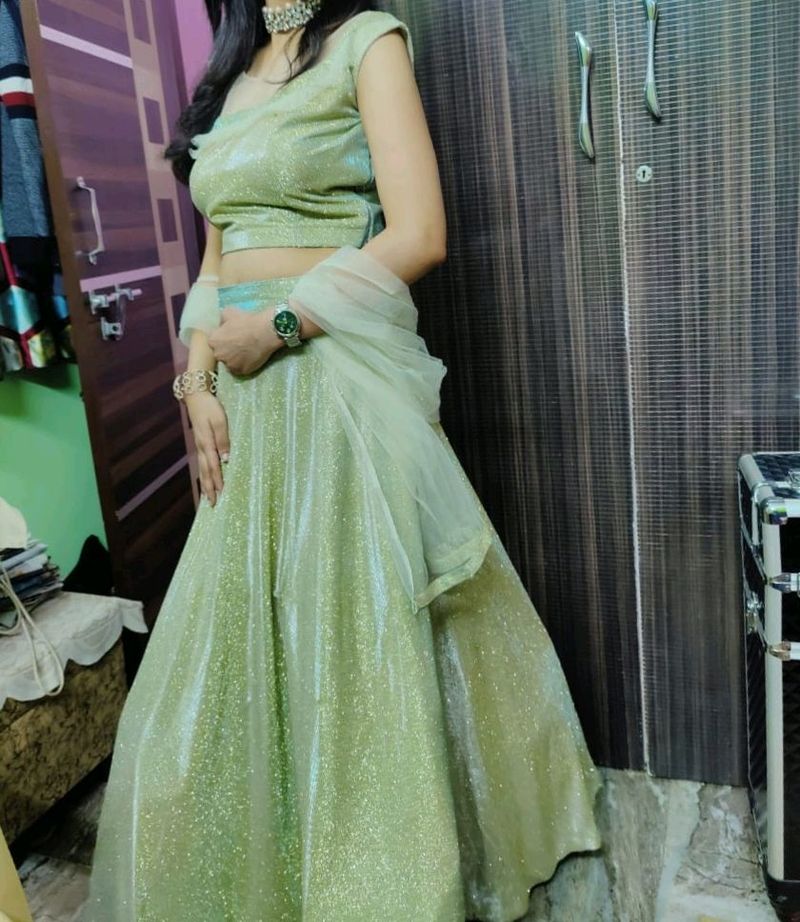 beautiful party wear lehnga 😍😍