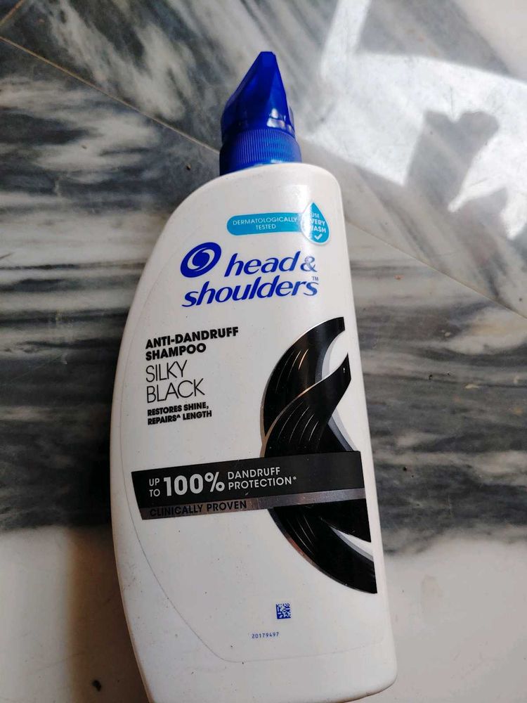 NEW WITH TAG HEAD&amp; SHOULDERS SHAMPOO