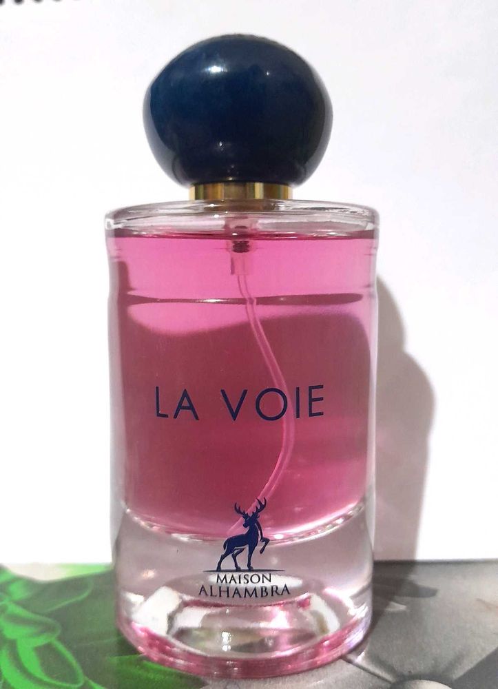 La Voie From Maison Alhambra