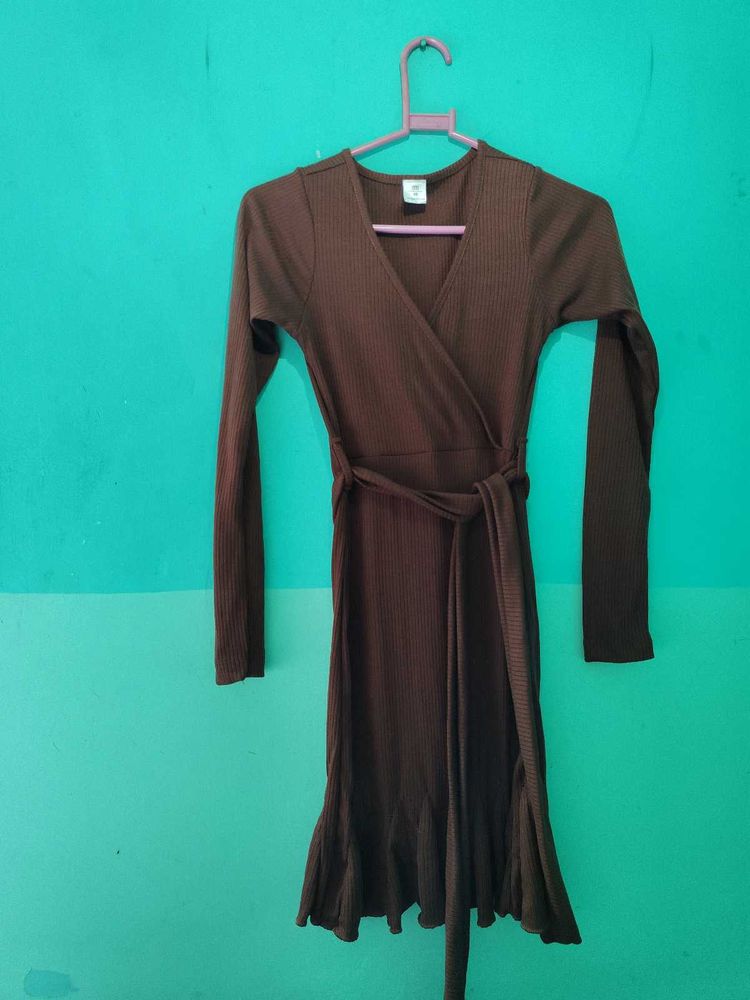 Overlapping Styled Neck Rib Dress With Flared Hem