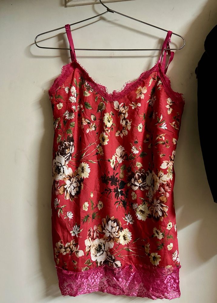 I M Selling Cute Top