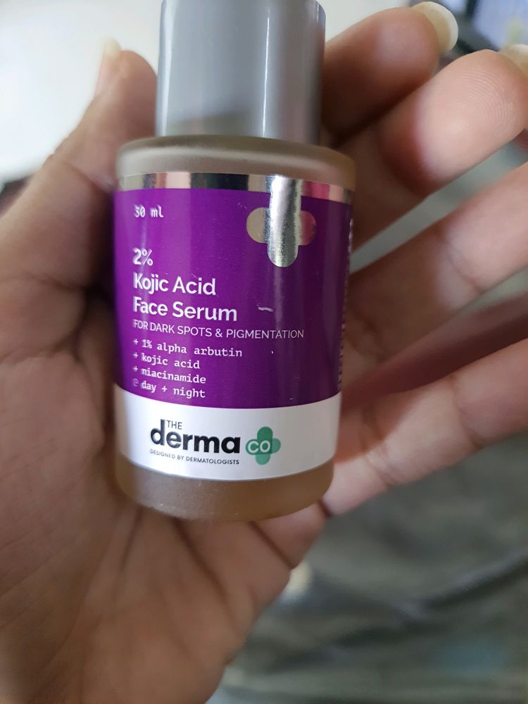 Derma Co Serum