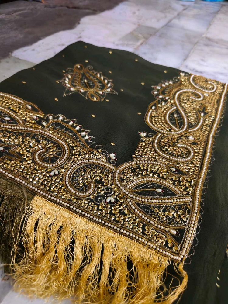 Aari Tari Work Saree 🧿