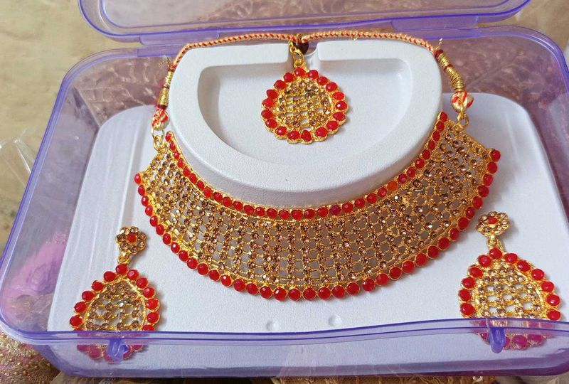 Red And Golden Jewellery Set