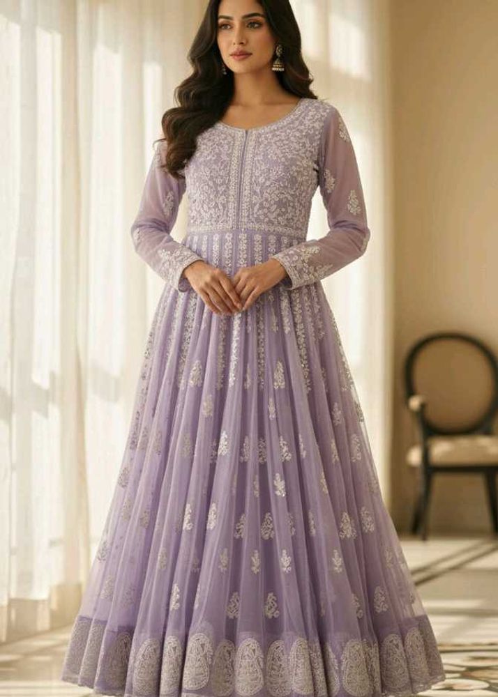 56 kali Lucknowi chikankari anarkali