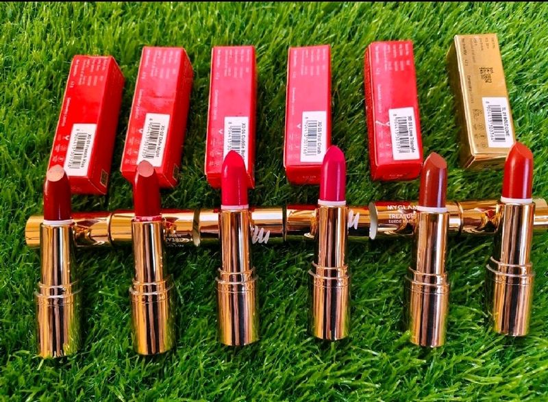 Myglamm Treasure It Suede Matte Lipstick