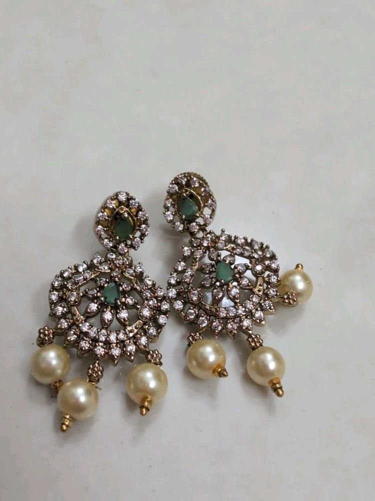 Elegant Pearl Drop Earrings